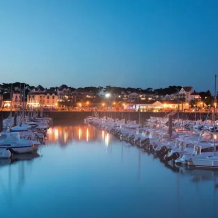 Апартаменты 2 Situee Dans Un Magnifique Village Familiale Talmont-Saint-Hilaire