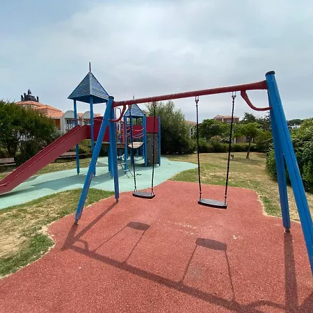 2 Situee Dans Un Magnifique Village Familiale Апартаменты Talmont-Saint-Hilaire