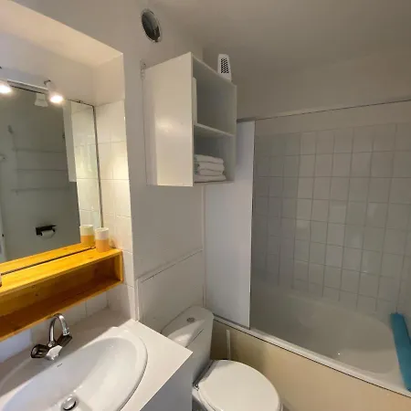 Appartement 2 Situee Dans Un Magnifique Village Familiale *