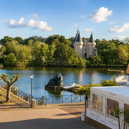 2 Situee Dans Un Magnifique Village Familiale Talmont-Saint-Hilaire