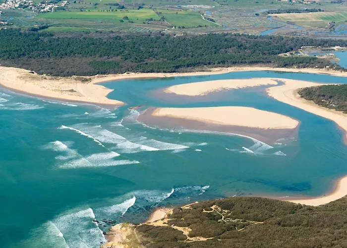 דירה 2 Situee Dans Un Magnifique Village Familiale *